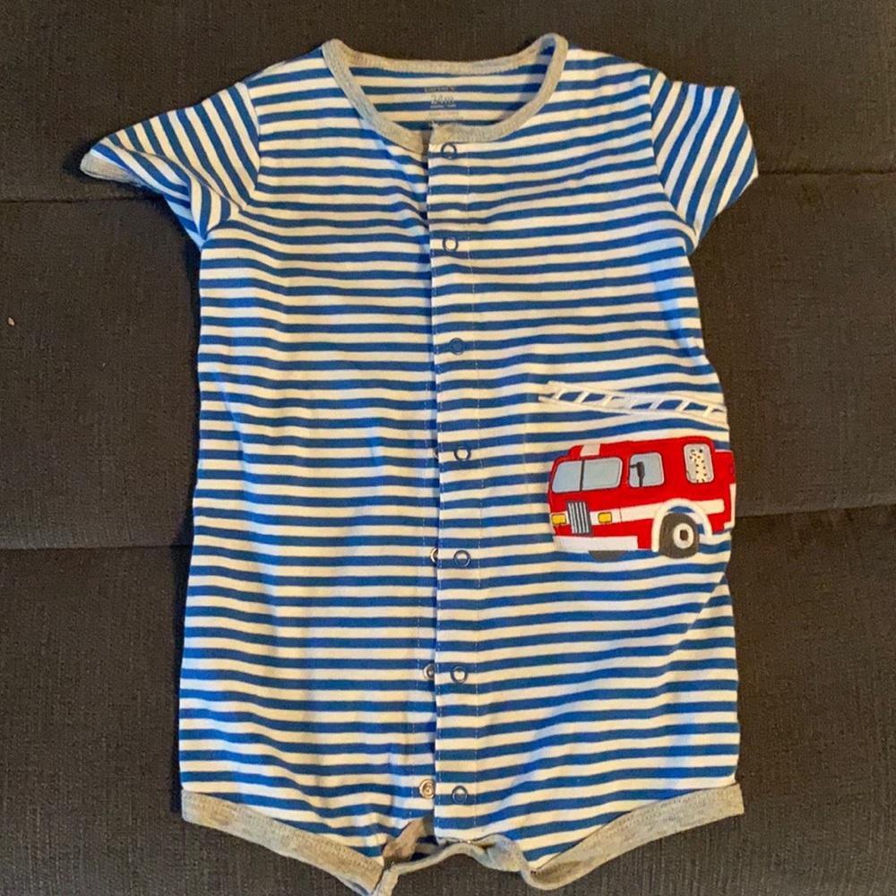 Carter’s romper